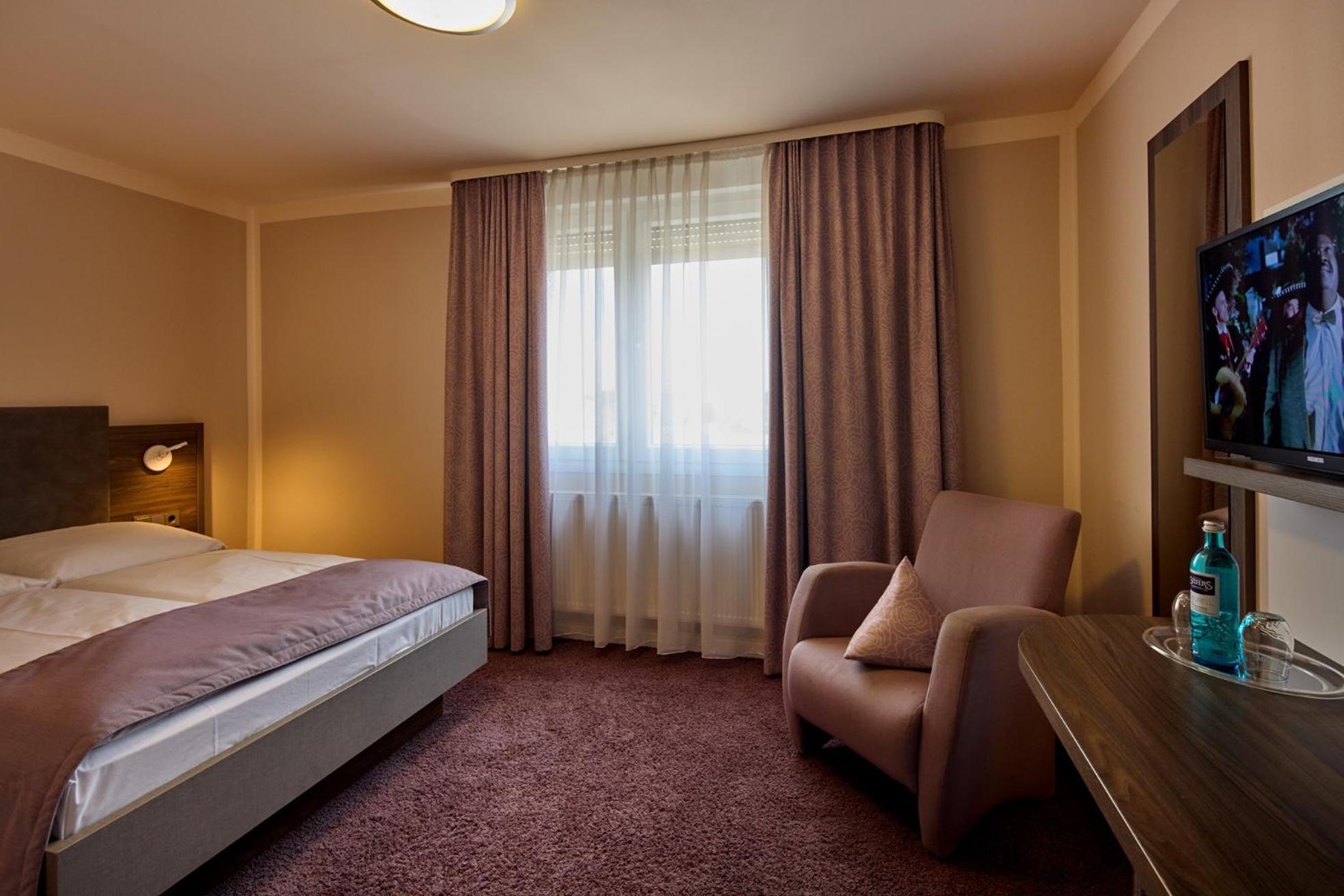 Trip Inn Posthotel Dueren Düren - Eifel Eksteriør billede