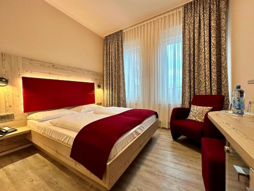 Trip Inn Posthotel Dueren Düren - Eifel Eksteriør billede