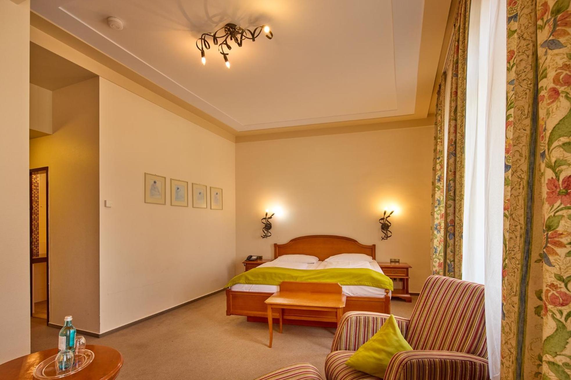 Trip Inn Posthotel Dueren Düren - Eifel Eksteriør billede