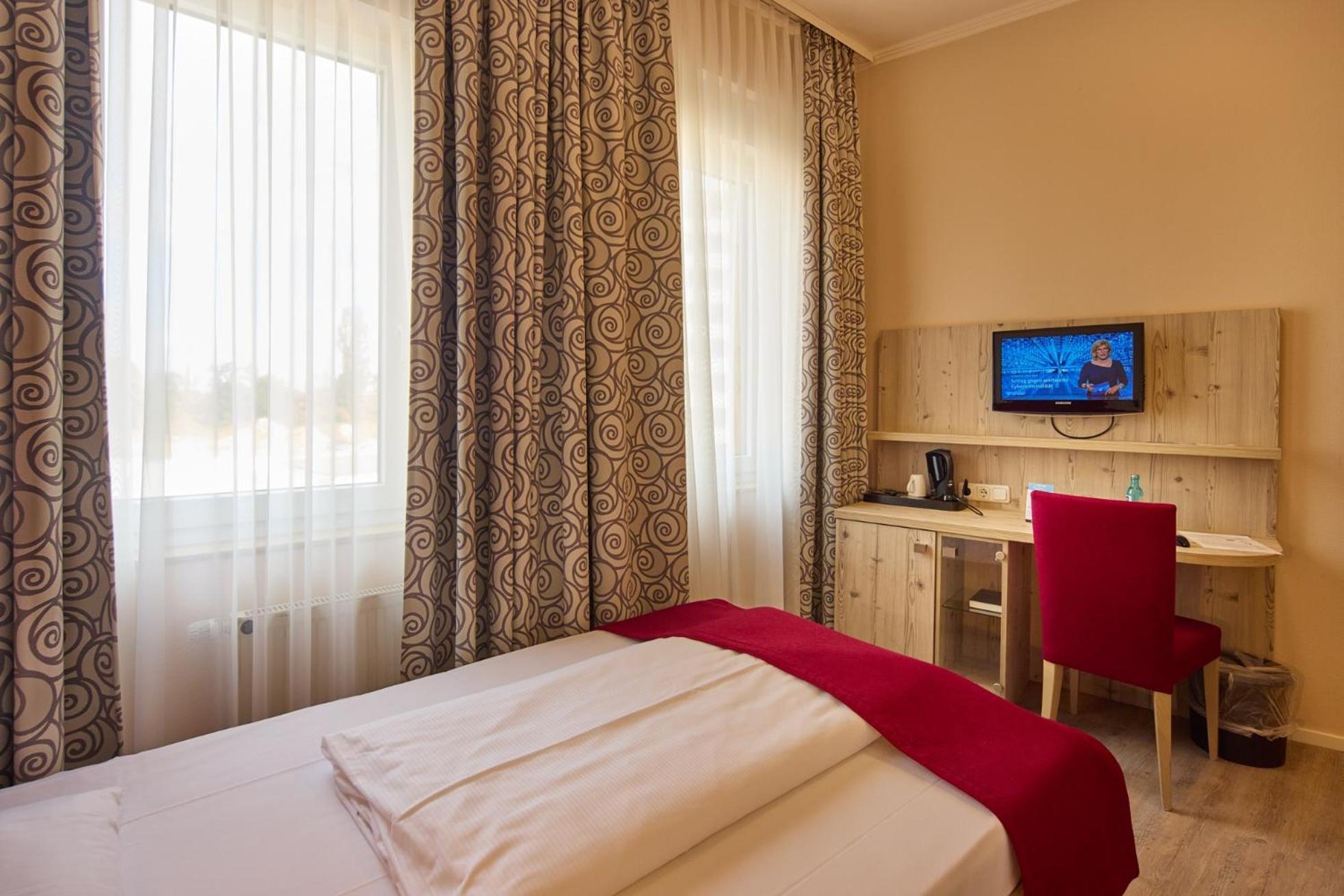 Trip Inn Posthotel Dueren Düren - Eifel Eksteriør billede