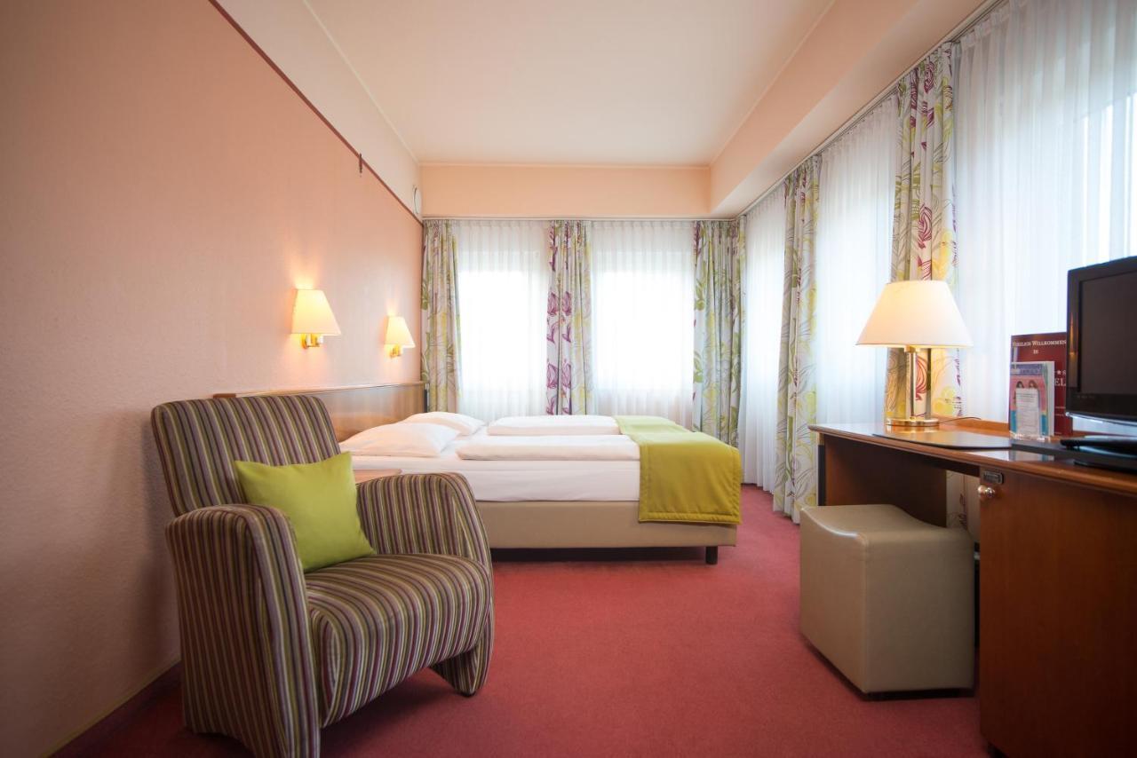 Trip Inn Posthotel Dueren Düren - Eifel Eksteriør billede